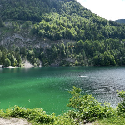 Der Predilsee – grünes und kaltes Wasser zwischen Passo Nevea und Predilpass.